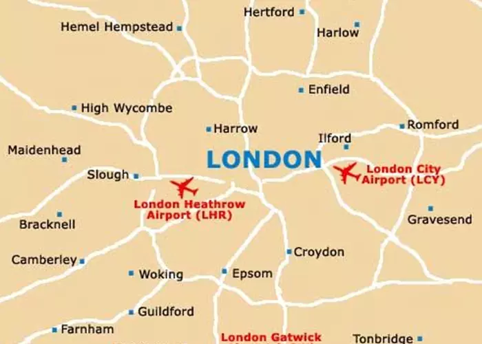 How far is it to Heathrow from major towns and cities?