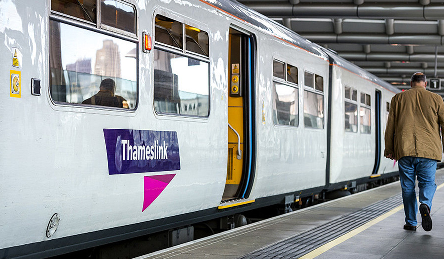 Thameslink Luton - Travel by Train in Luton