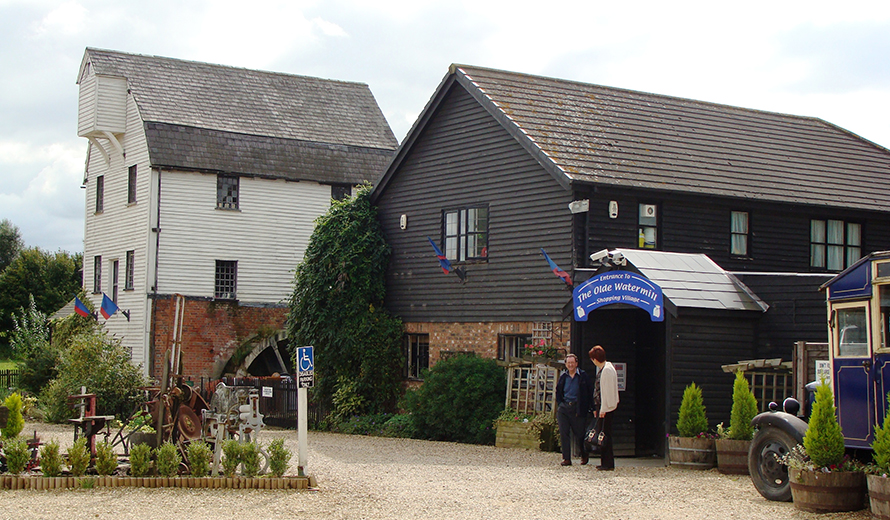 1) The Olde Watermill Shopping Village (Barton-le- Clay)