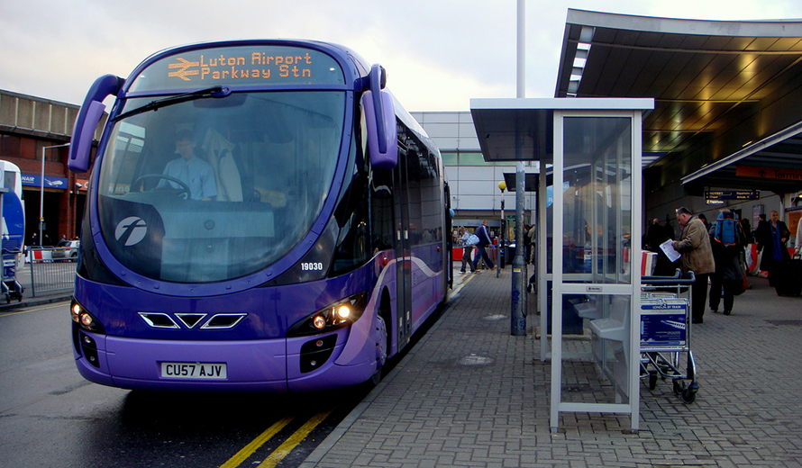 Luton Airport Public Transportation