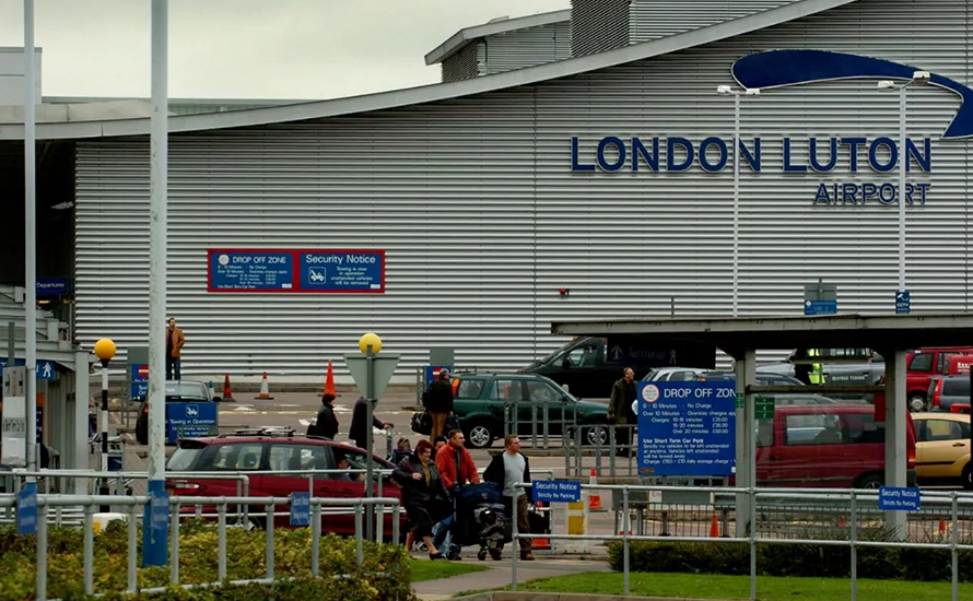 Luton Airport rush hour traffic